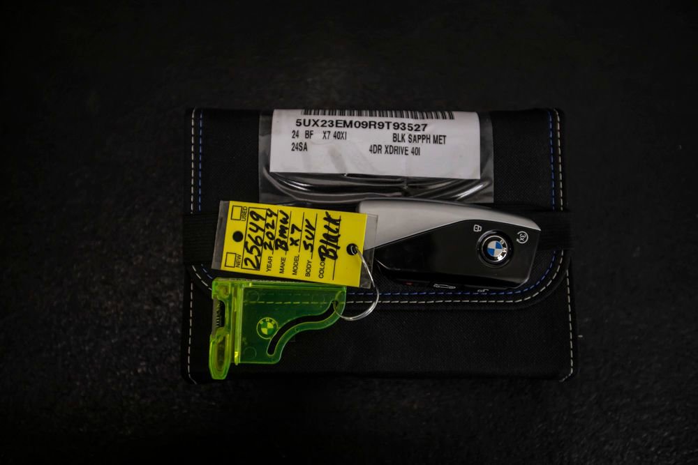 Used 2024 BMW X7 xDrive40i w/ Parking Assistance Package image 48