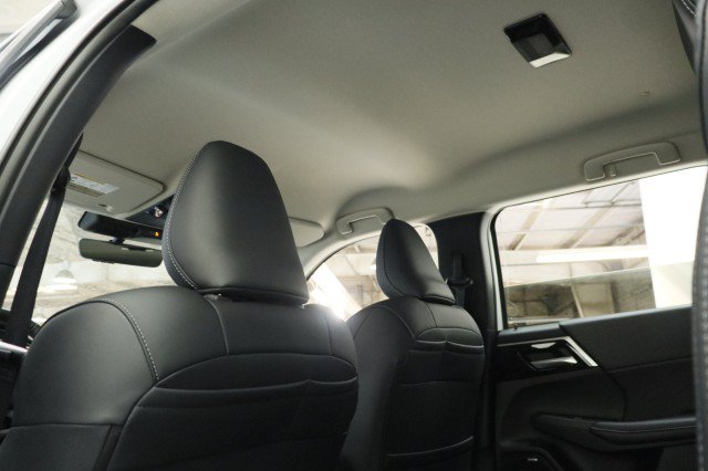 New 2026 Mitsubishi Outlander SE FWD image 23