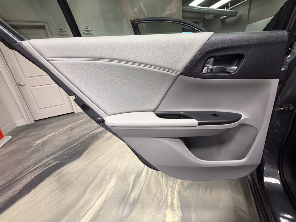 Used 2016 Honda Accord EX-L image 51