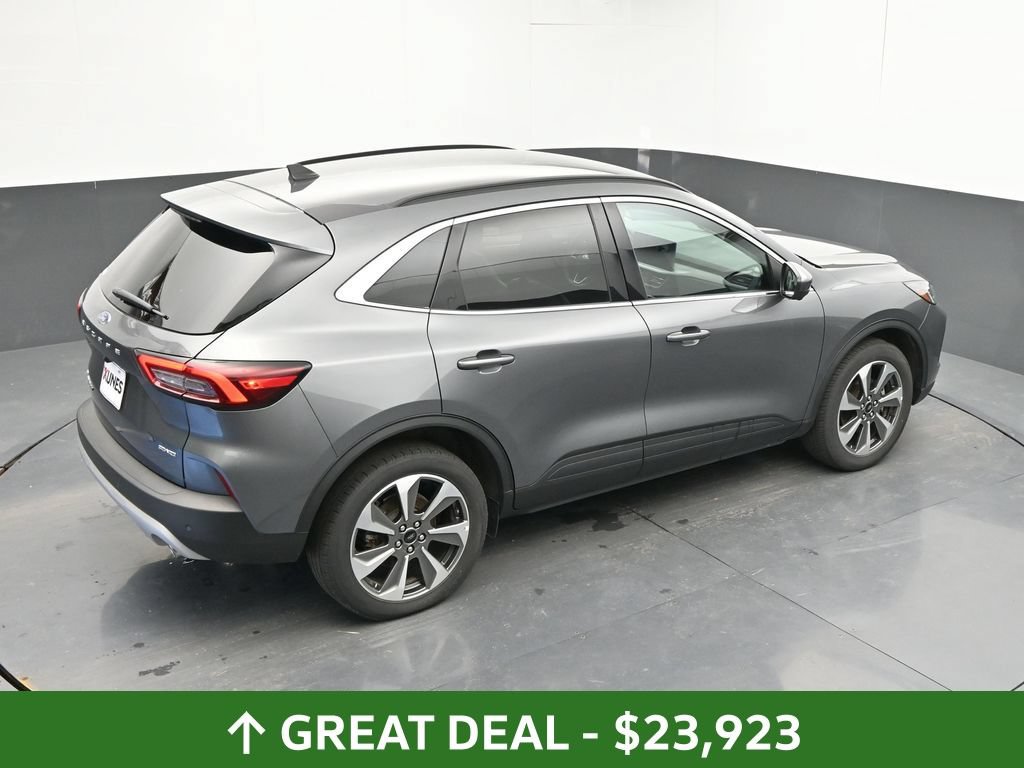 Used 2024 Ford Escape Platinum AWD/4WD image 15