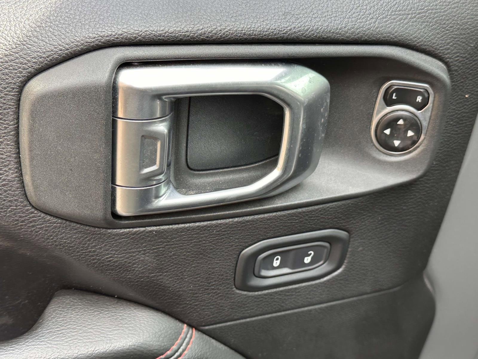 Used 2019 Jeep Wrangler Unlimited Rubicon image 13