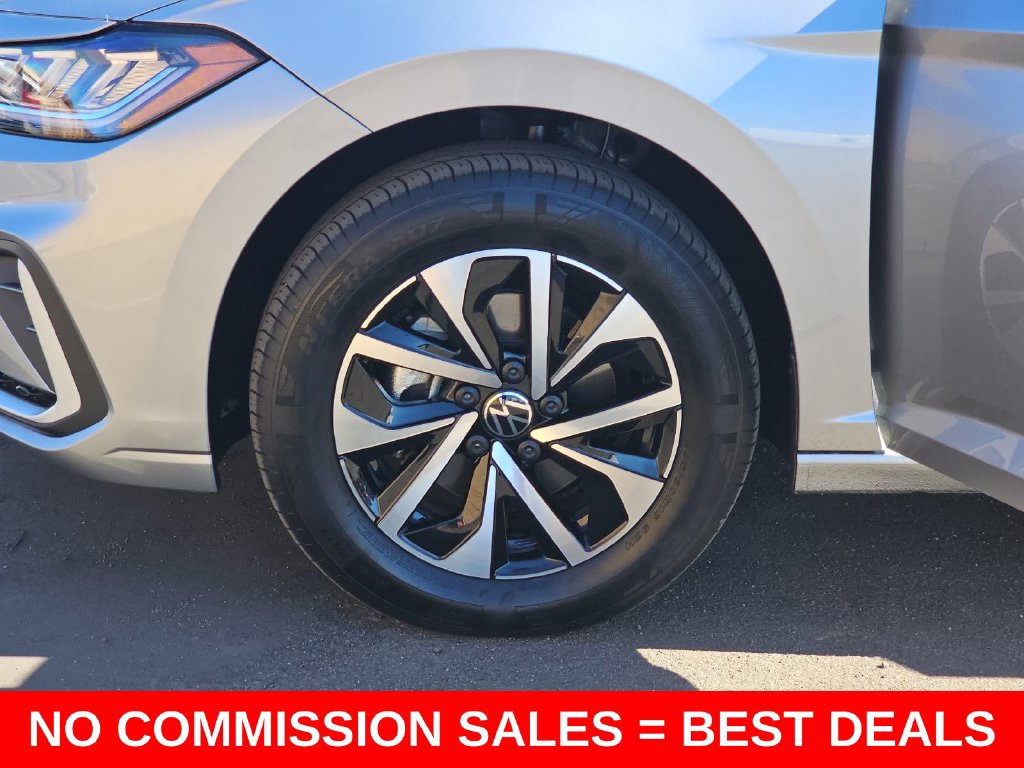 Used 2025 Volkswagen Jetta S FWD image 34