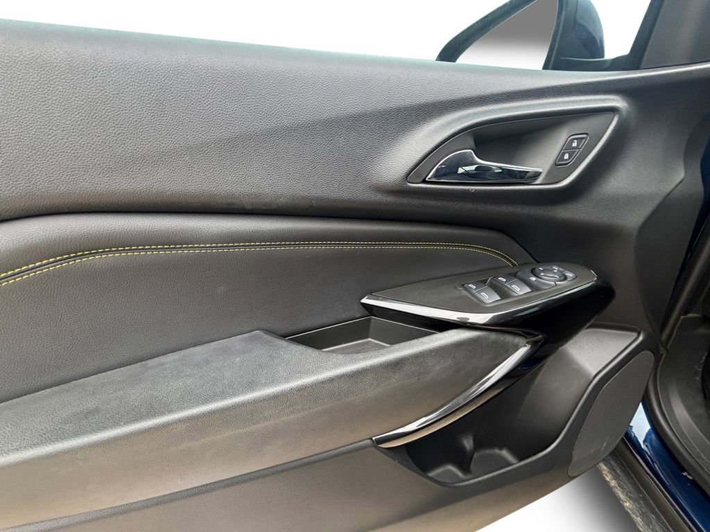 Used 2024 Chevrolet Trax LT FWD image 23