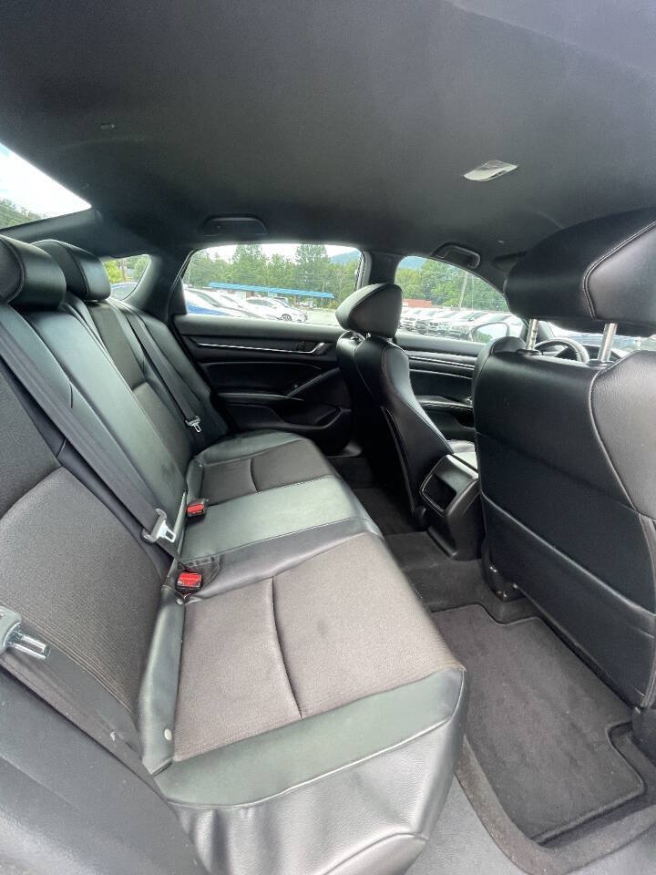 Used 2018 Honda Accord Sport image 16