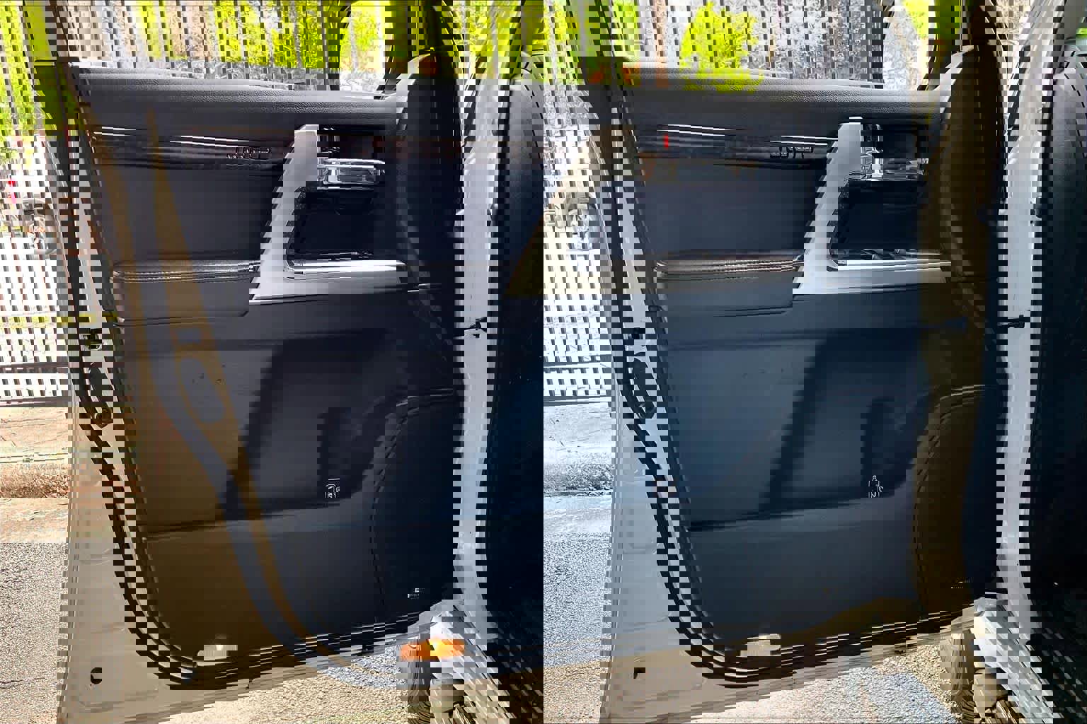 Used 2015 Toyota Land Cruiser AWD/4WD image 21