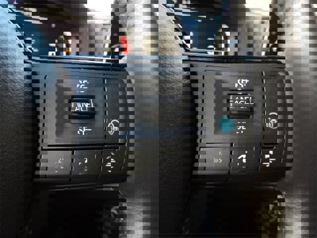 Used 2021 Nissan Rogue Platinum image 25