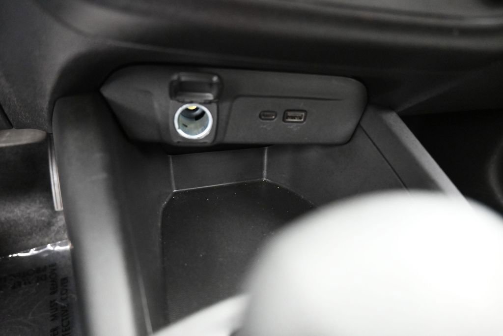 Used 2025 Chevrolet Trax LS FWD image 24