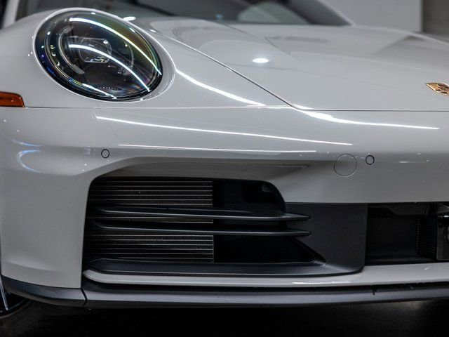 Certified 2025 Porsche 911 Carrera image 13