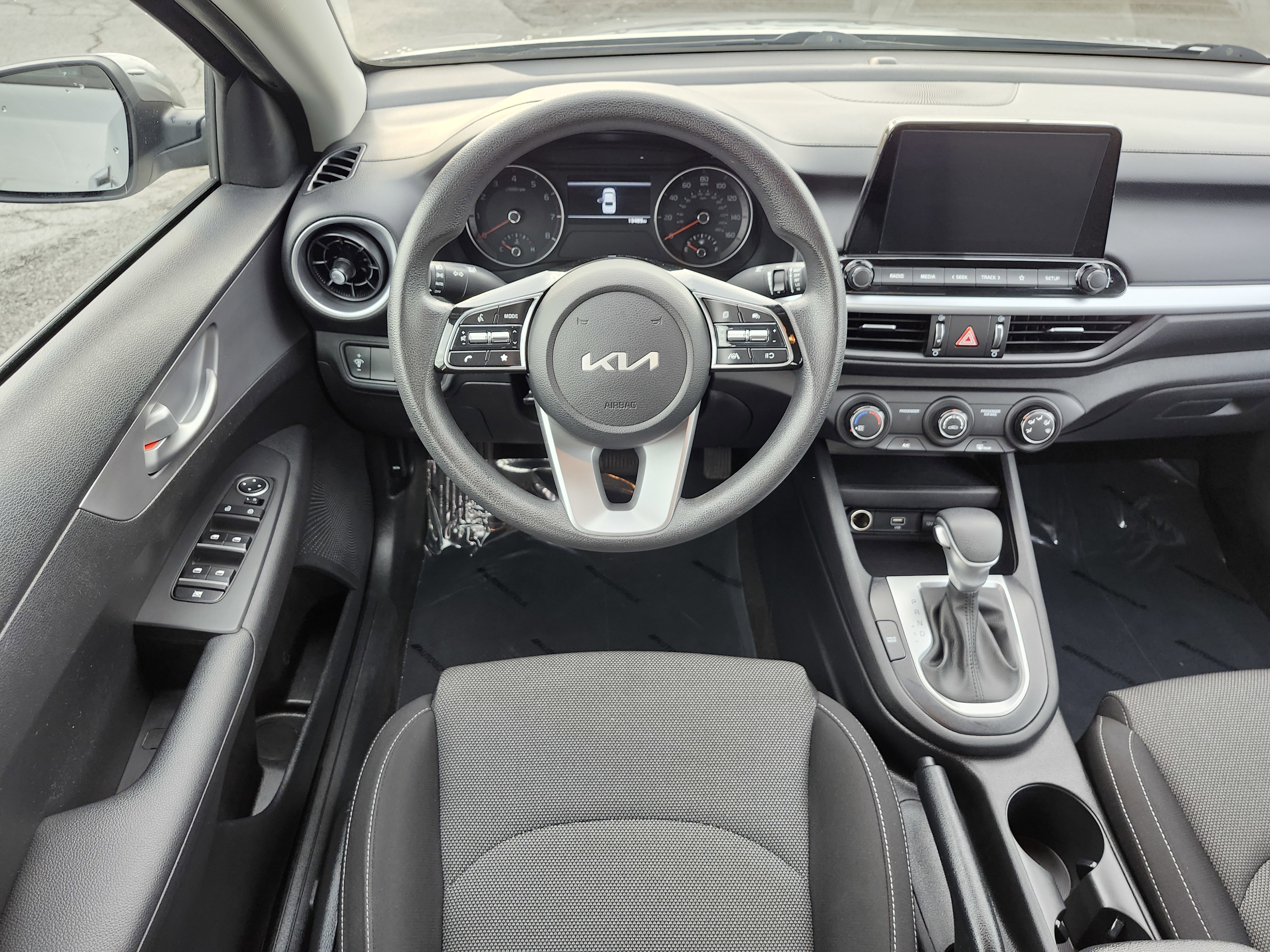 Used 2022 Kia Forte LXS FWD image 23