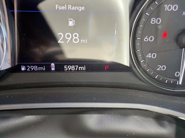 Used 2025 Cadillac XT5 Premium Luxury w/ Technology Package FWD image 7