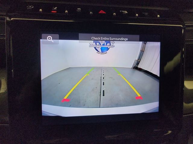 Used 2021 Jeep Grand Cherokee L Laredo w/ Luxury Tech Group I image 29