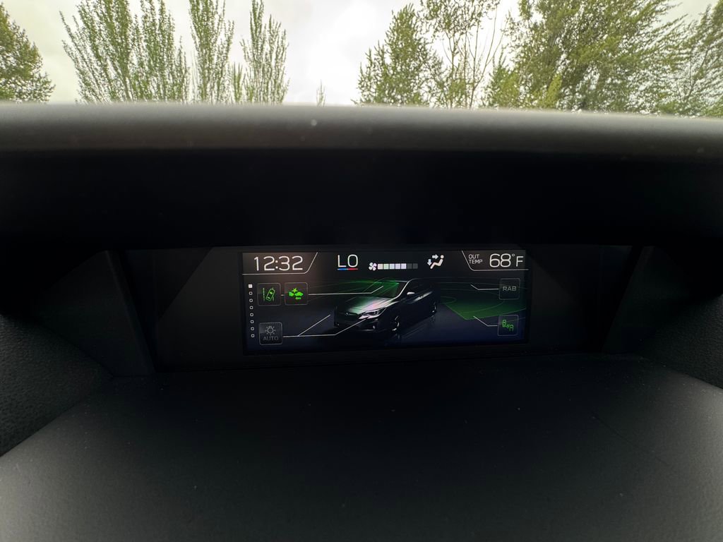 Used 2019 Subaru Crosstrek 2.0i Limited w/ Moonroof Package w/Navigation AWD/4WD image 26