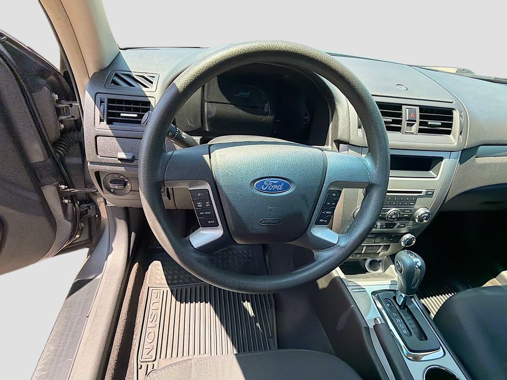 Used 2012 Ford Fusion SE FWD image 11