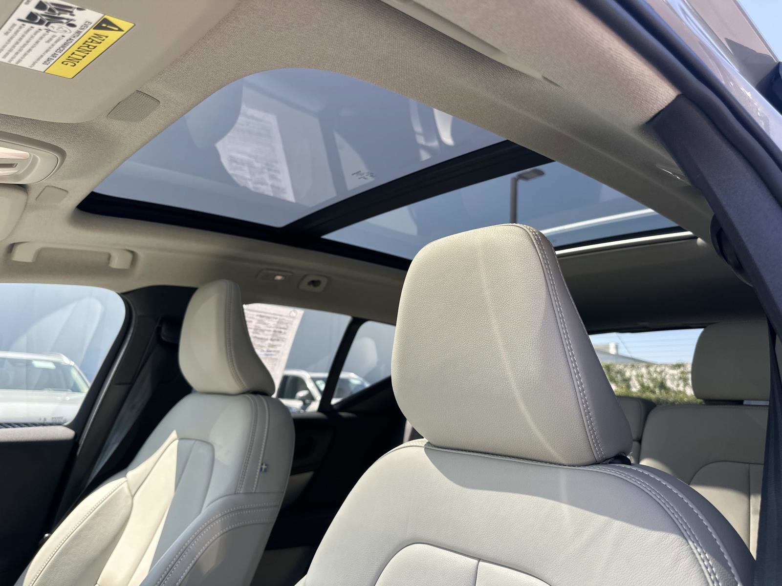 Certified 2026 Volvo XC40 B5 Plus w/ Protection Package Premier AWD/4WD image 35