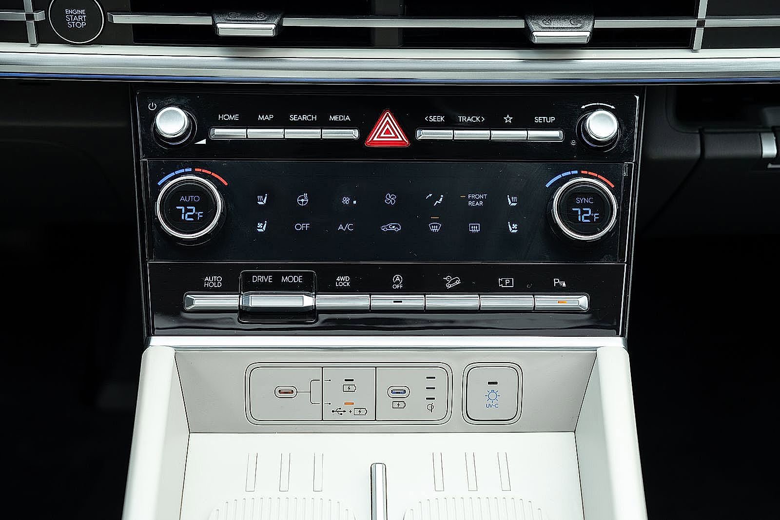 Used 2024 Hyundai Santa Fe Limited image 17