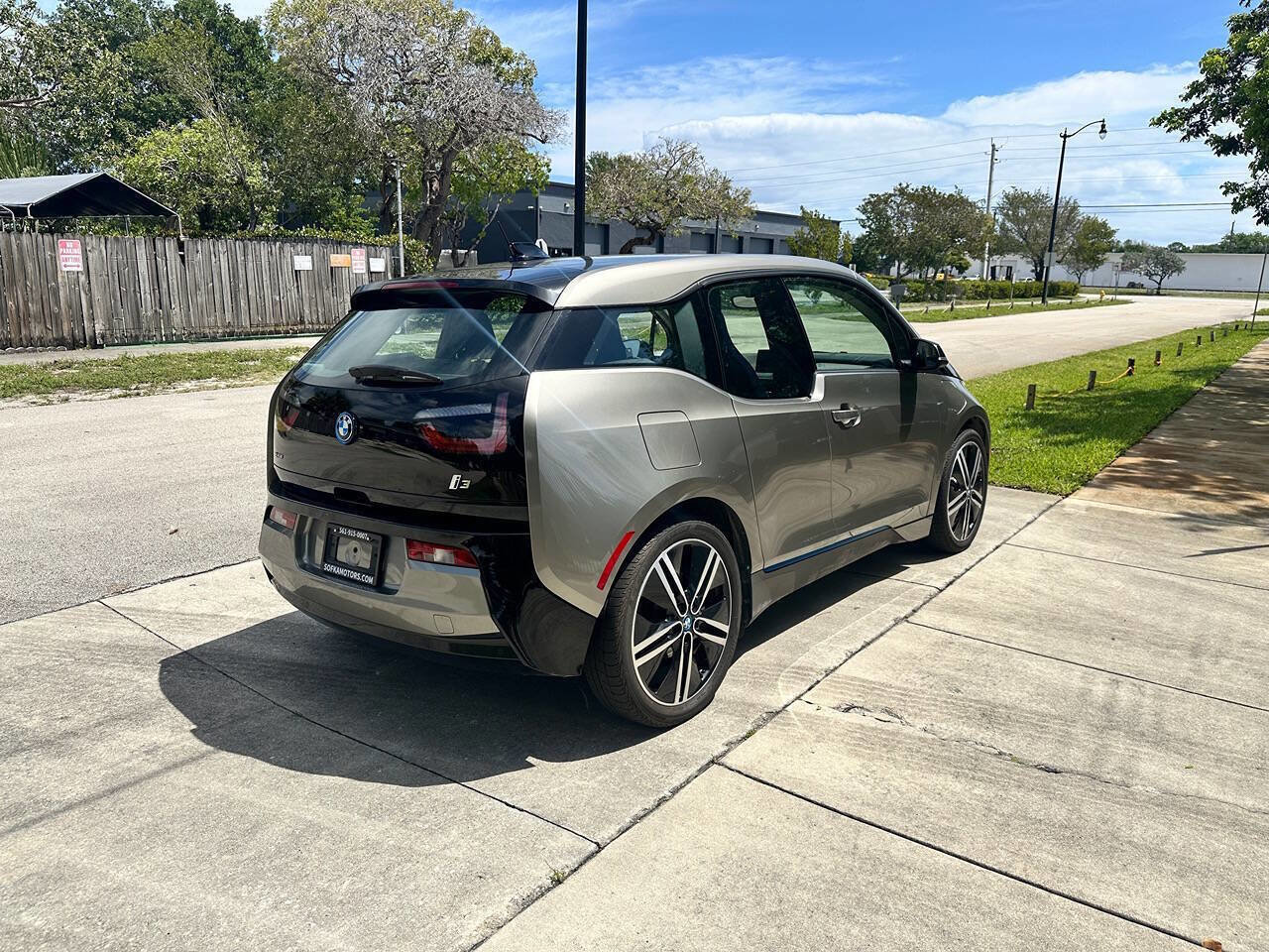 Used 2016 BMW i3 w/ Range Extender image 6