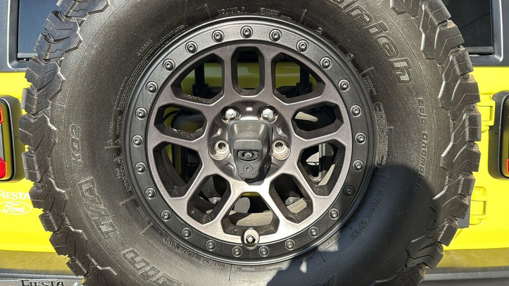 Used 2023 Jeep Wrangler Unlimited Rubicon w/ Xtreme 35 Tire Package AWD/4WD image 10