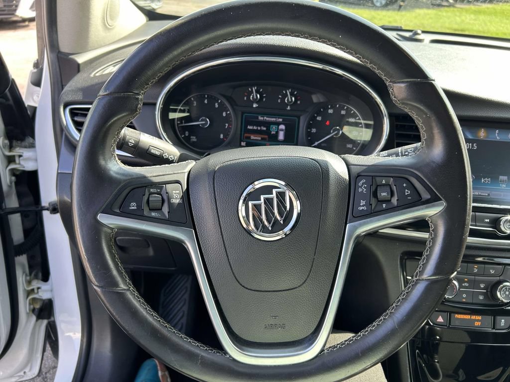 Used 2021 Buick Encore Preferred FWD image 29