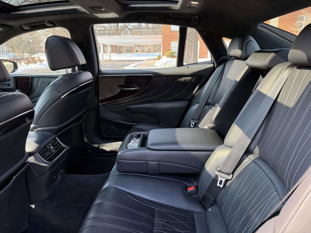 Used 2022 Lexus LS 500 AWD w/ Interior Upgrade Package image 17