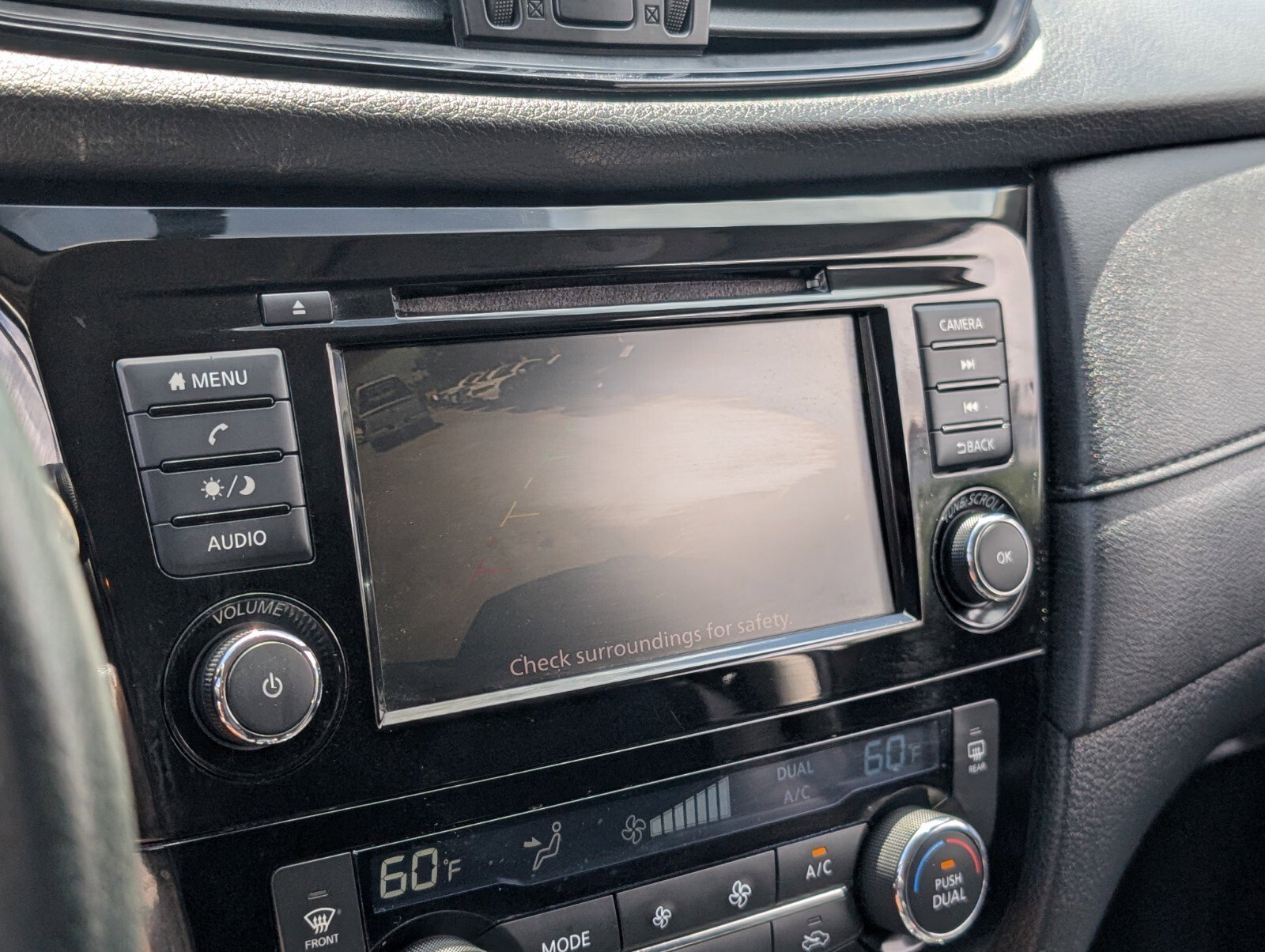 Used 2018 Nissan Rogue SV image 26