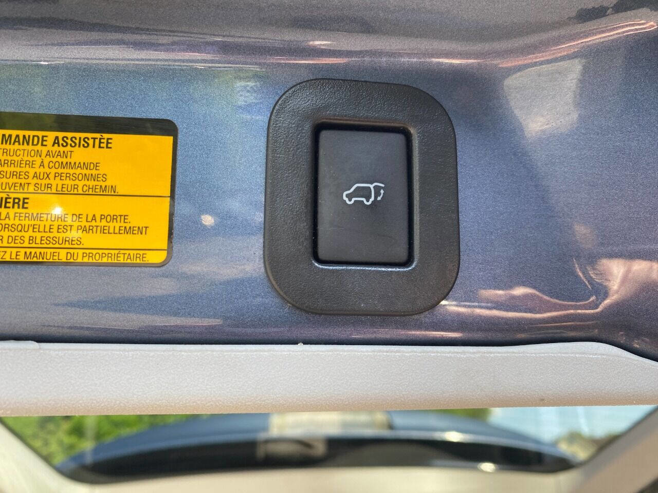 Used 2013 Toyota Sienna XLE w/ Premium Pkg image 30