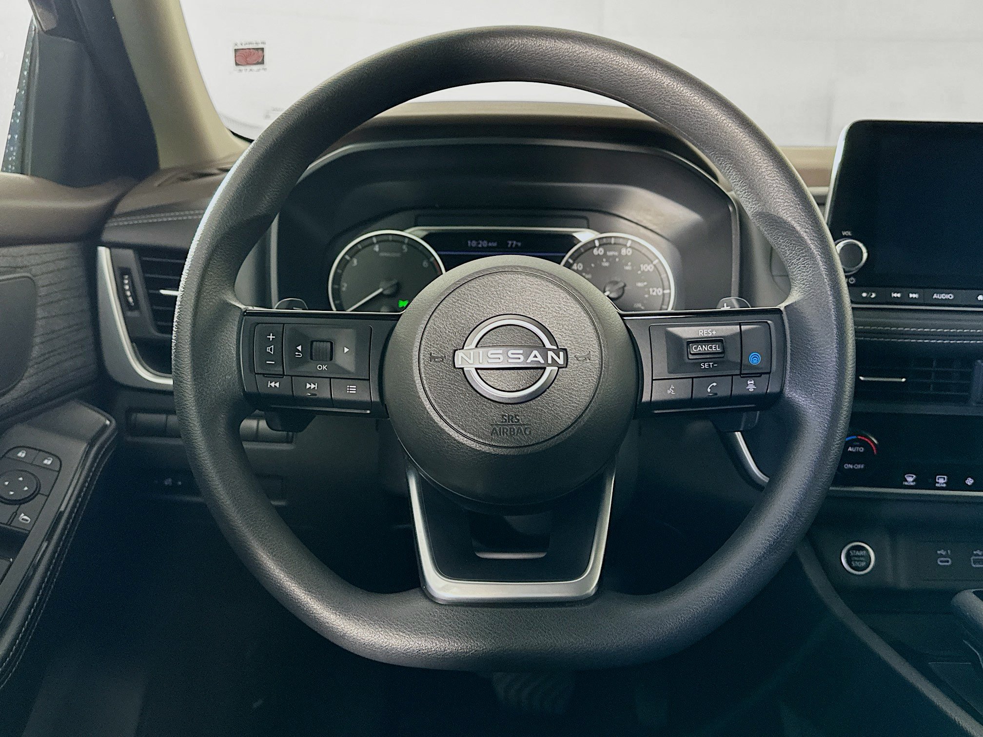 Used 2023 Nissan Rogue SV AWD/4WD image 18