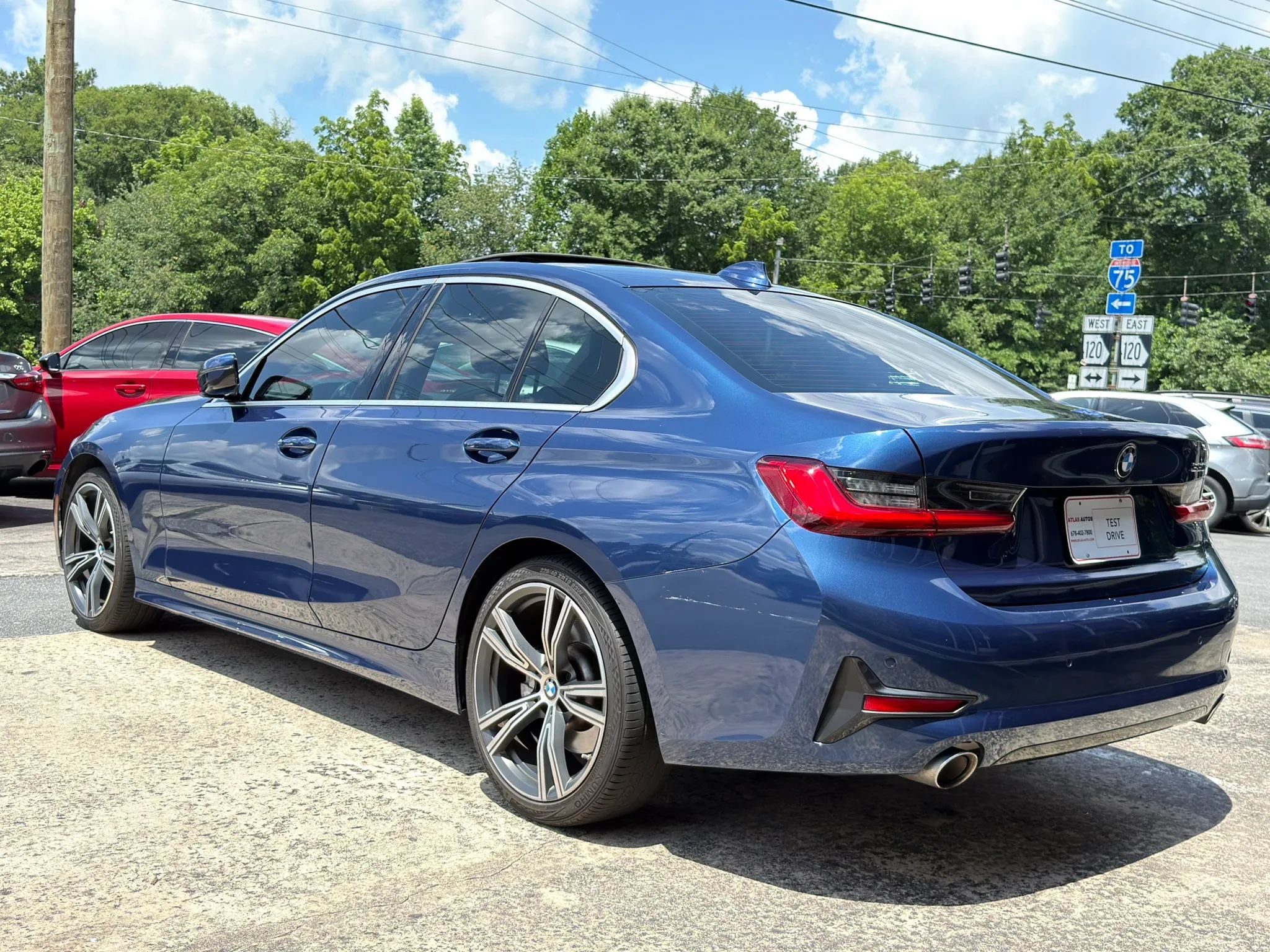Used 2021 BMW 330i Sedan w/ Premium Package RWD image 8