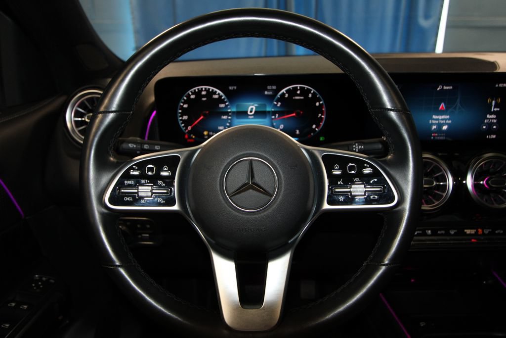 Used 2022 Mercedes-Benz GLB 250 4MATIC image 12