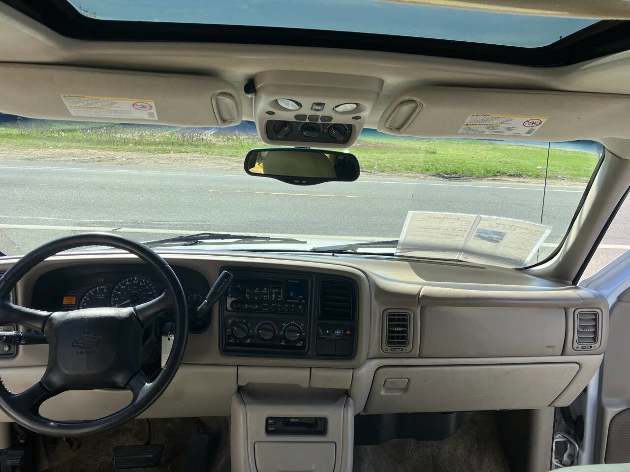 Used 2002 Chevrolet Suburban Z71 image 21