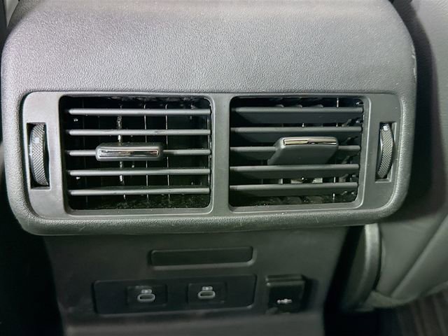 Used 2026 Land Rover Range Rover Velar Dynamic SE image 27