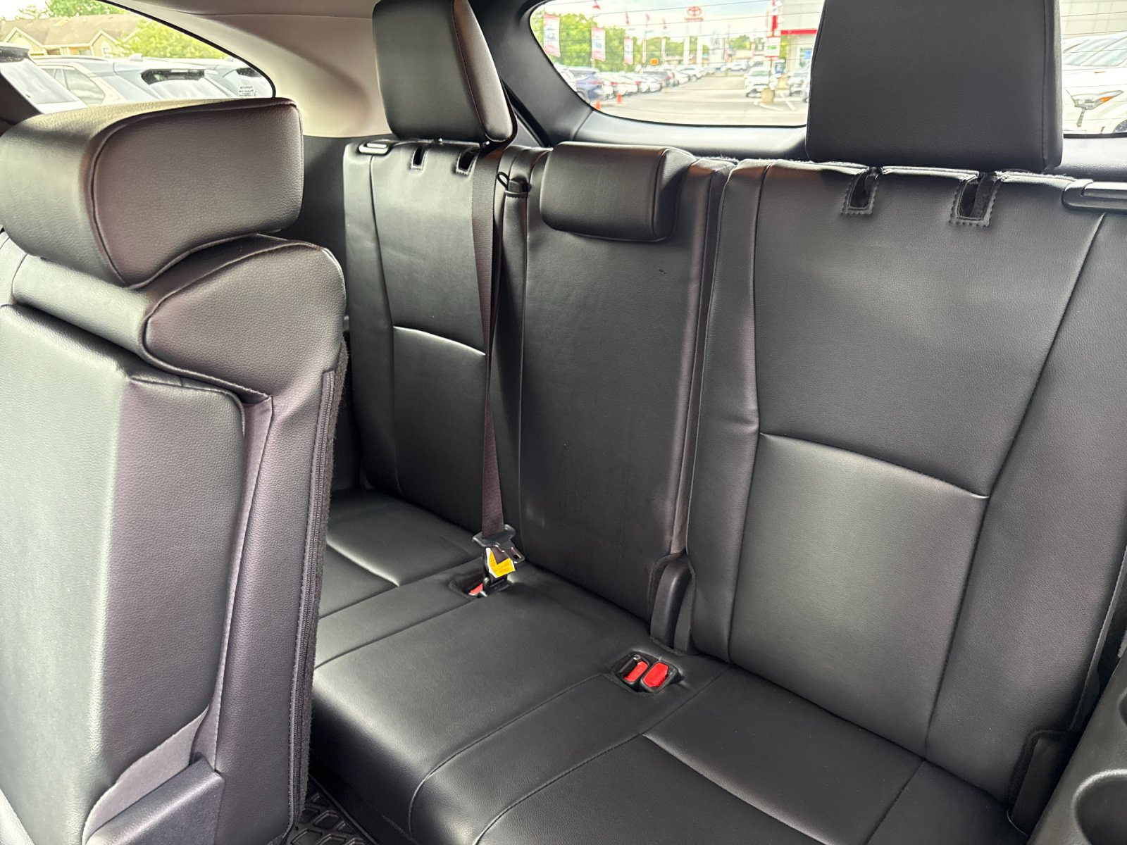 Used 2026 Toyota Highlander XLE AWD/4WD image 23