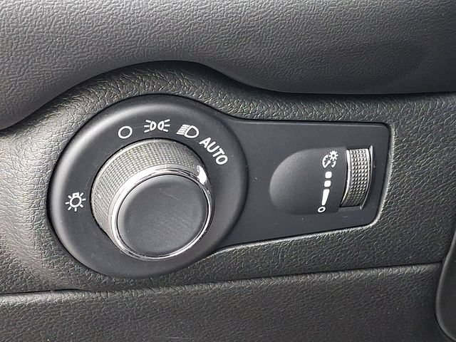 Used 2023 Dodge Durango SXT Launch Edition AWD/4WD image 24