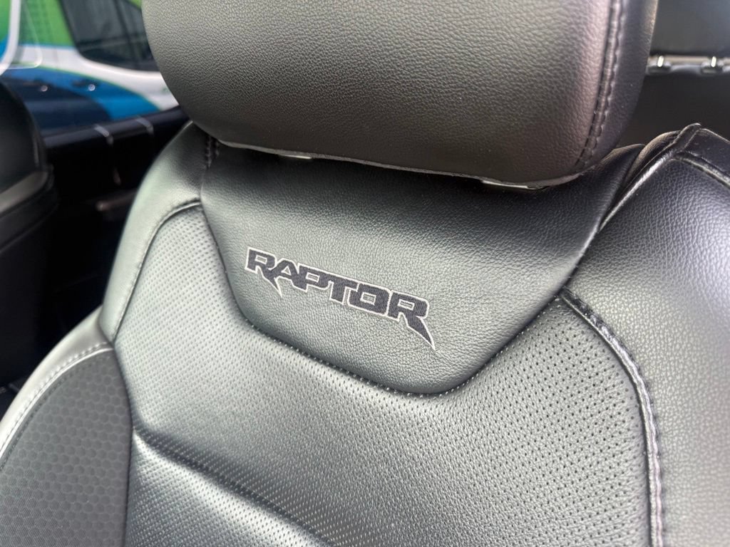 Used 2019 Ford F150 Raptor w/ Equipment Group 802A Luxury AWD/4WD image 23