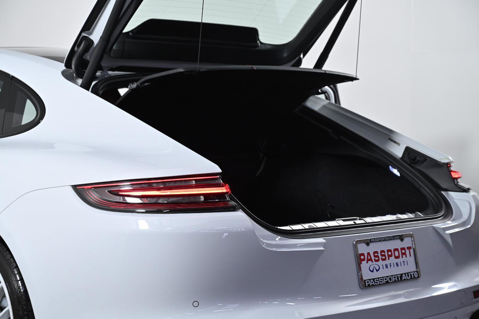 Used 2020 Porsche Panamera GTS image 48