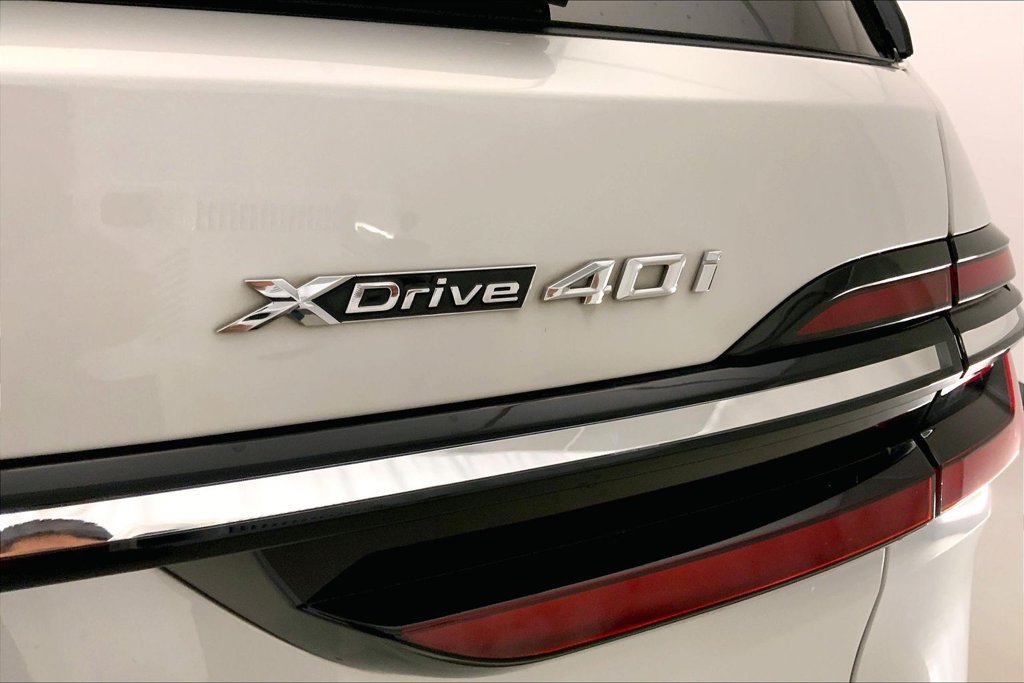 Certified 2024 BMW X7 xDrive40i w/ Premium Package AWD/4WD image 30