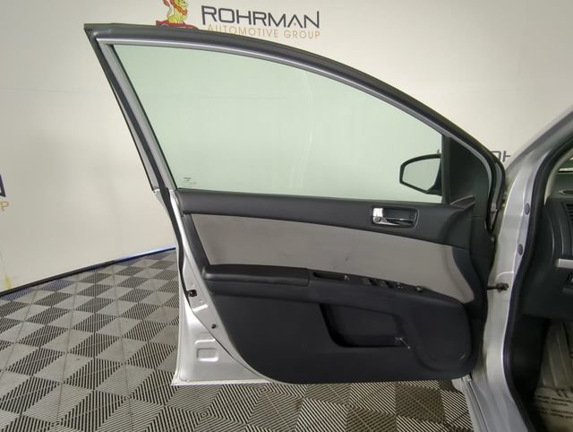Used 2012 Nissan Sentra 2.0 SR w/ Convenience Pkg FWD image 17