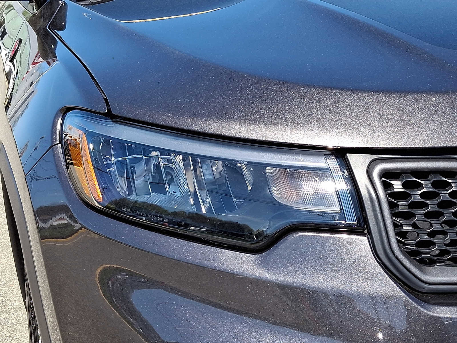 Used 2024 Jeep Compass Trailhawk image 10