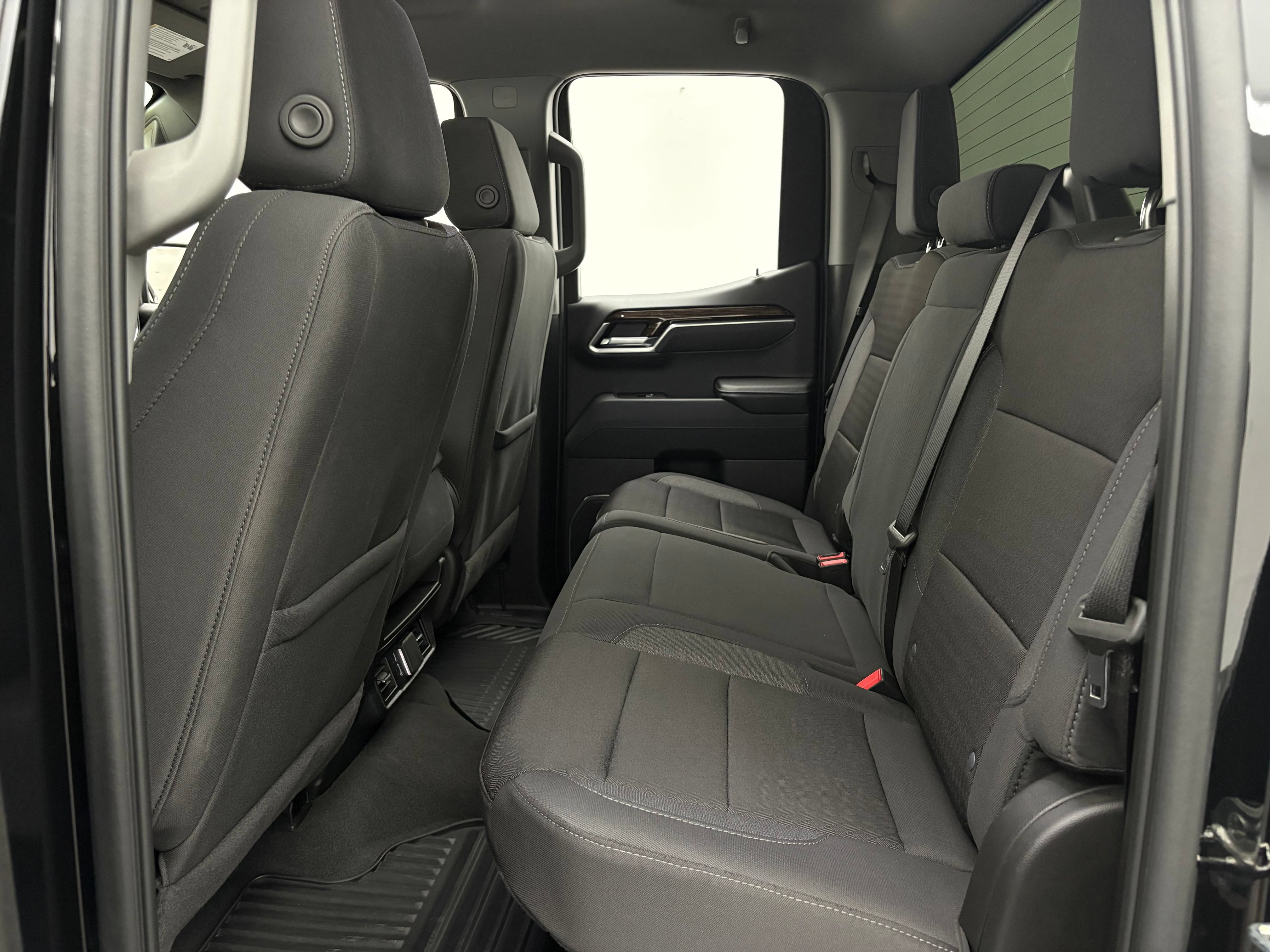 Used 2025 GMC Sierra 1500 Elevation AWD/4WD image 38
