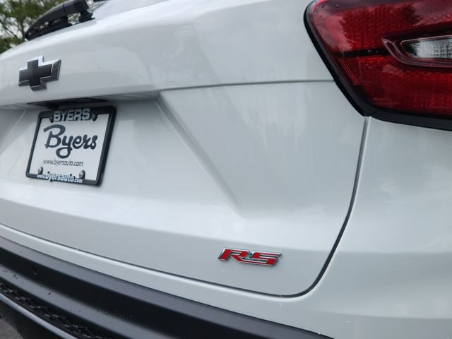 New 2026 Chevrolet Trax RS w/ Sunroof Package FWD image 11