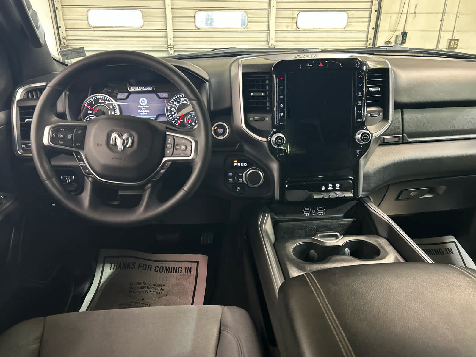 Used 2025 RAM 1500 Big Horn AWD/4WD image 4