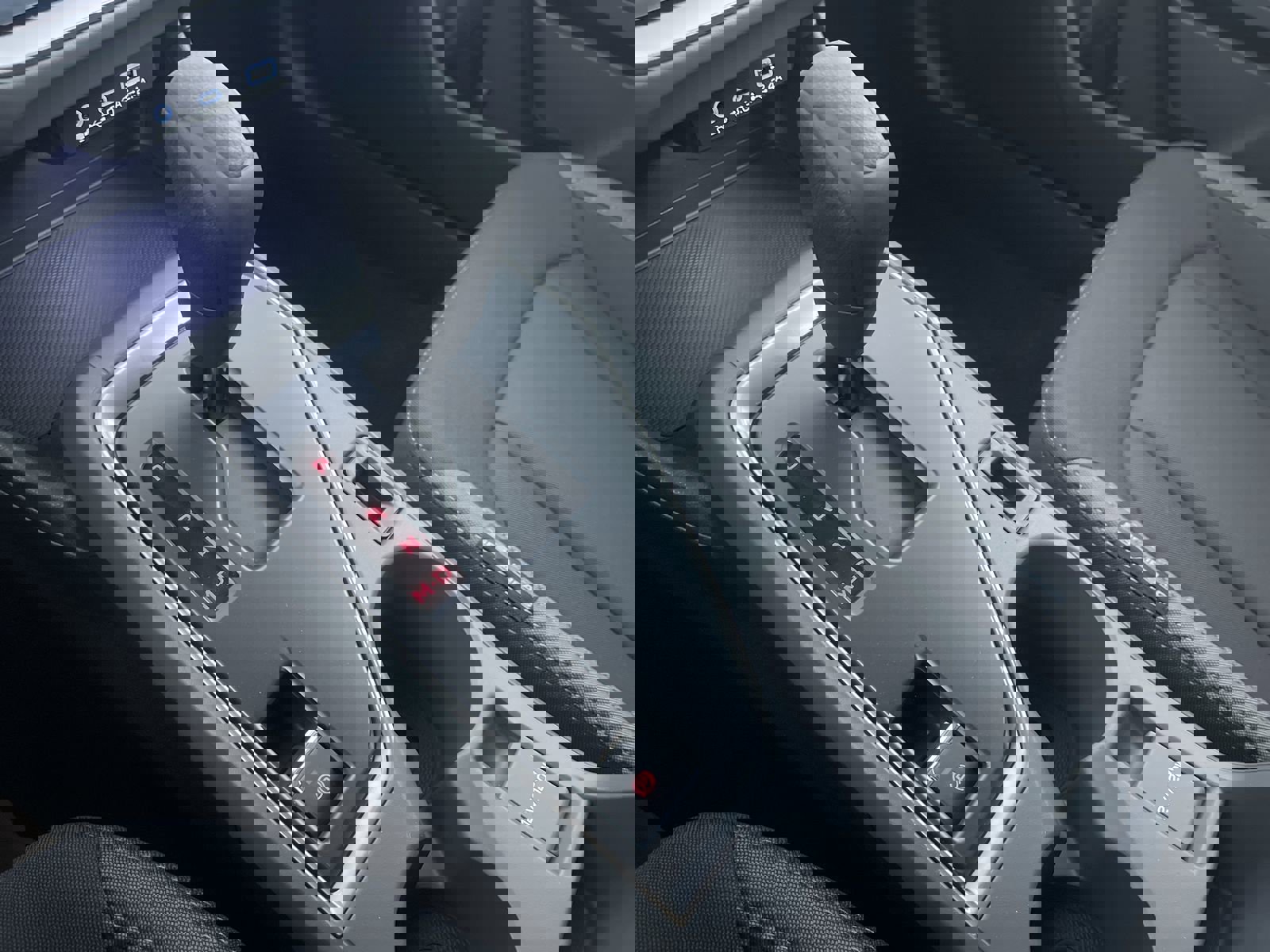 Used 2025 Subaru Crosstrek 2.5i Premium w/ Crosstrek Mirror Package image 19