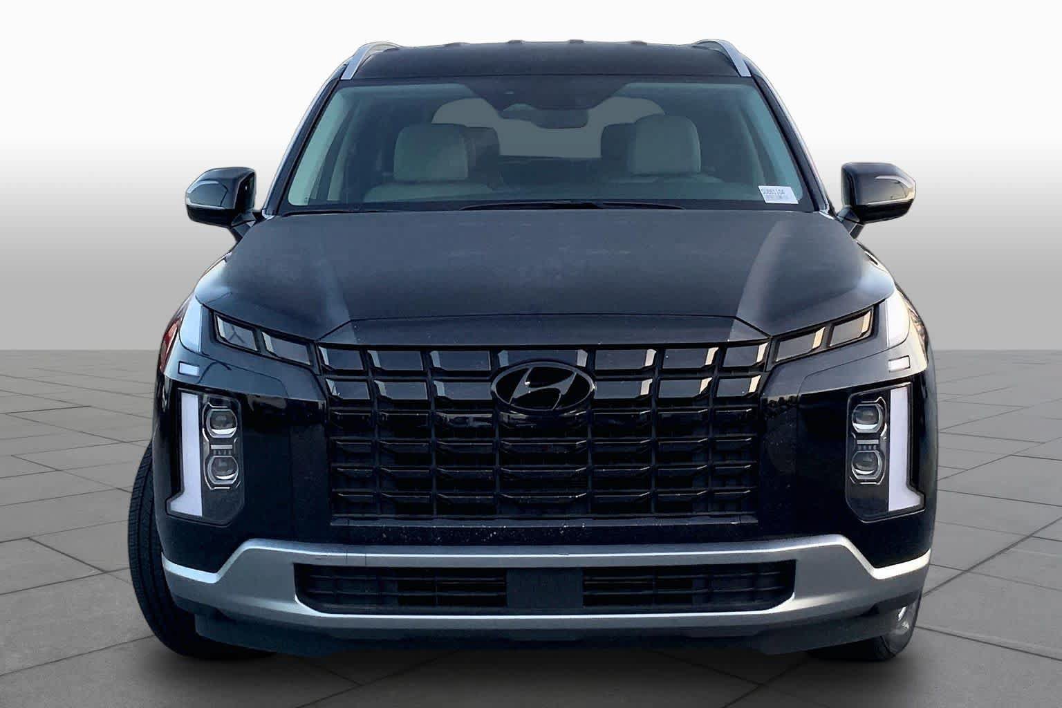 Used 2025 Hyundai Palisade SEL FWD image 4