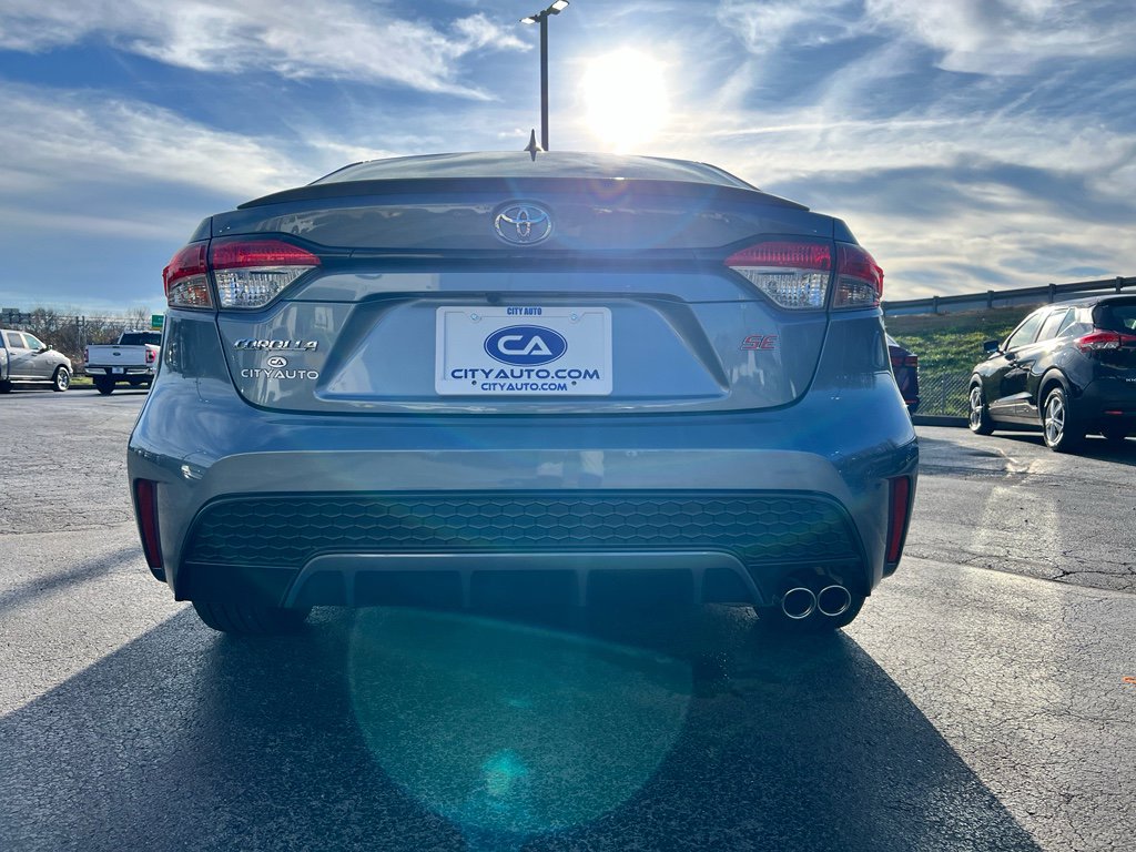 Used 2022 Toyota Corolla SE image 6