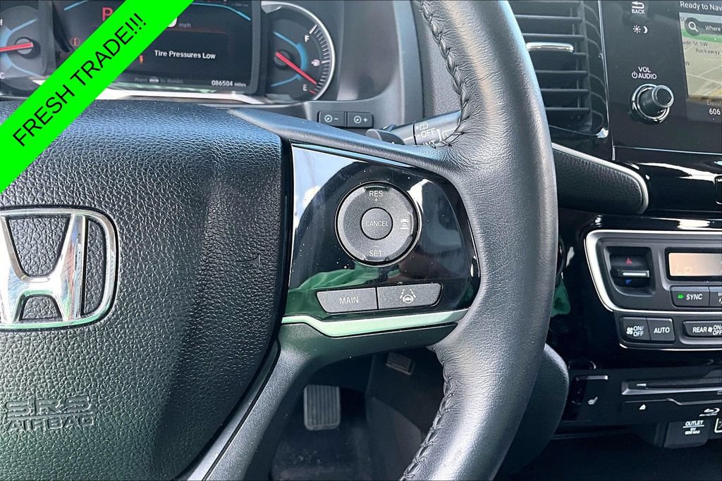 Used 2022 Honda Pilot Touring image 12