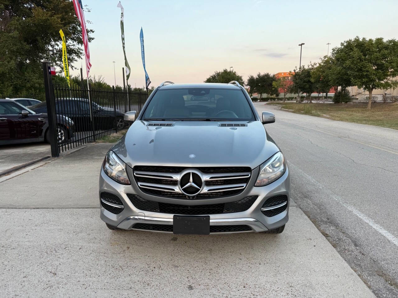 Used 2016 Mercedes-Benz GLE 300d 4MATIC image 5