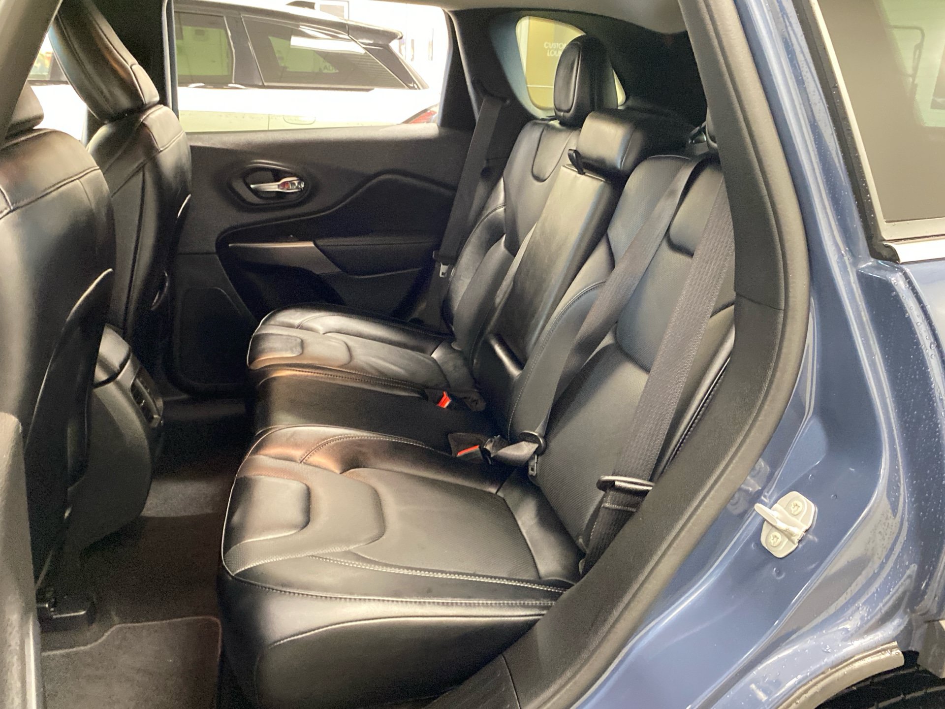 Used 2022 Jeep Cherokee Latitude Lux AWD/4WD image 10