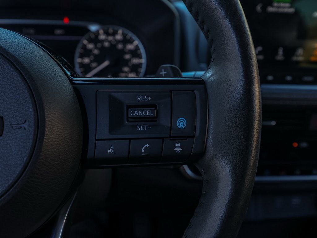 Used 2023 Nissan Rogue SL w/ SL Premium Package image 27