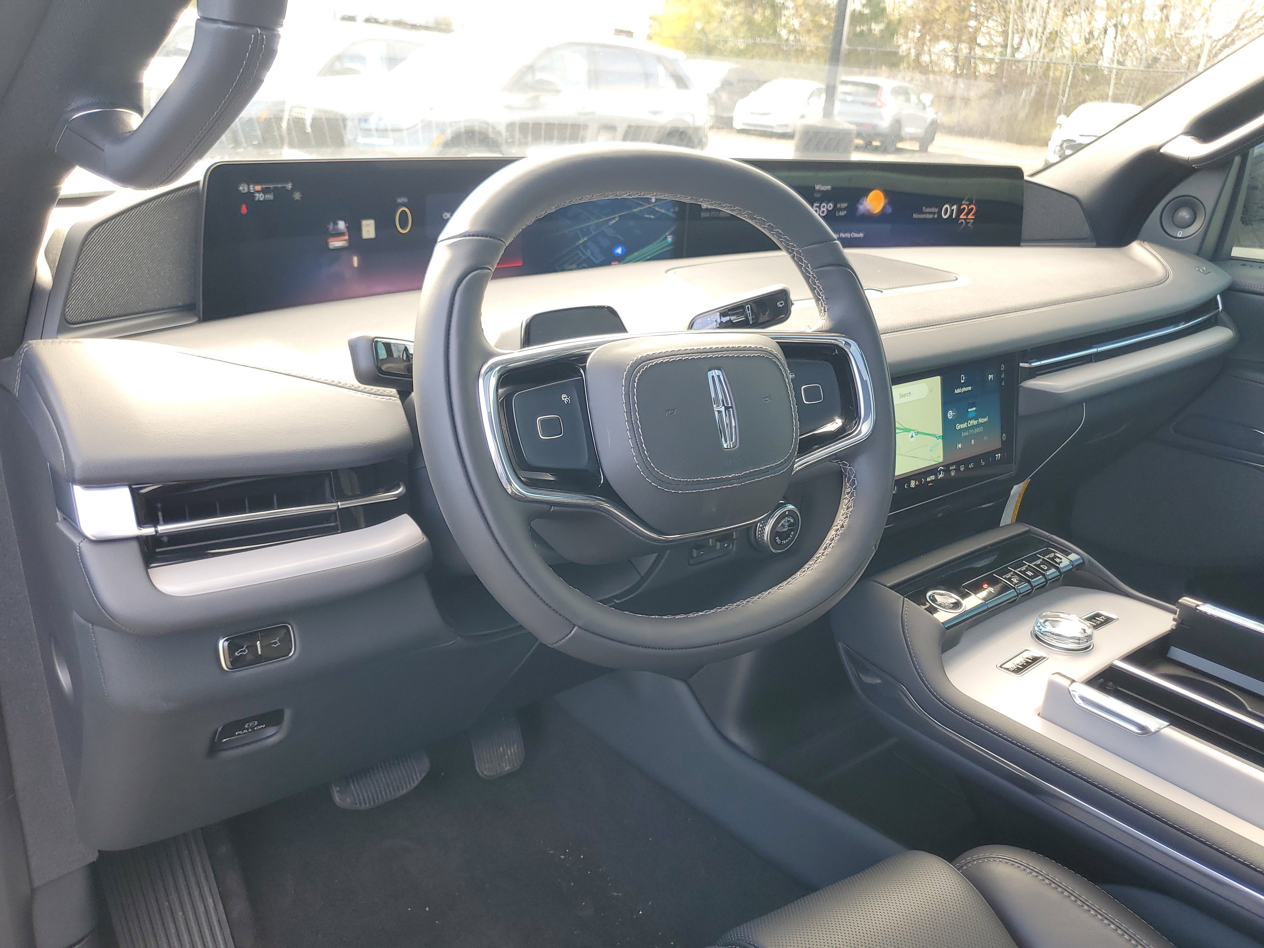 New 2025 Lincoln Navigator L Reserve w/ Jet Appearance Package image 14