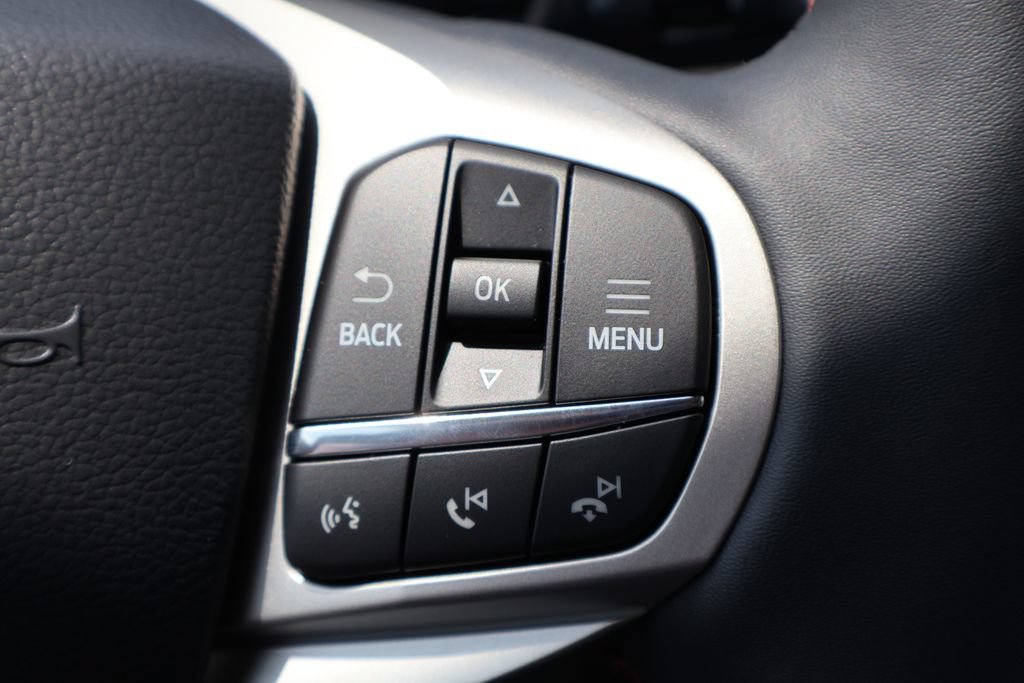 New 2026 Ford Explorer Active w/ Active Comfort Package AWD/4WD image 6