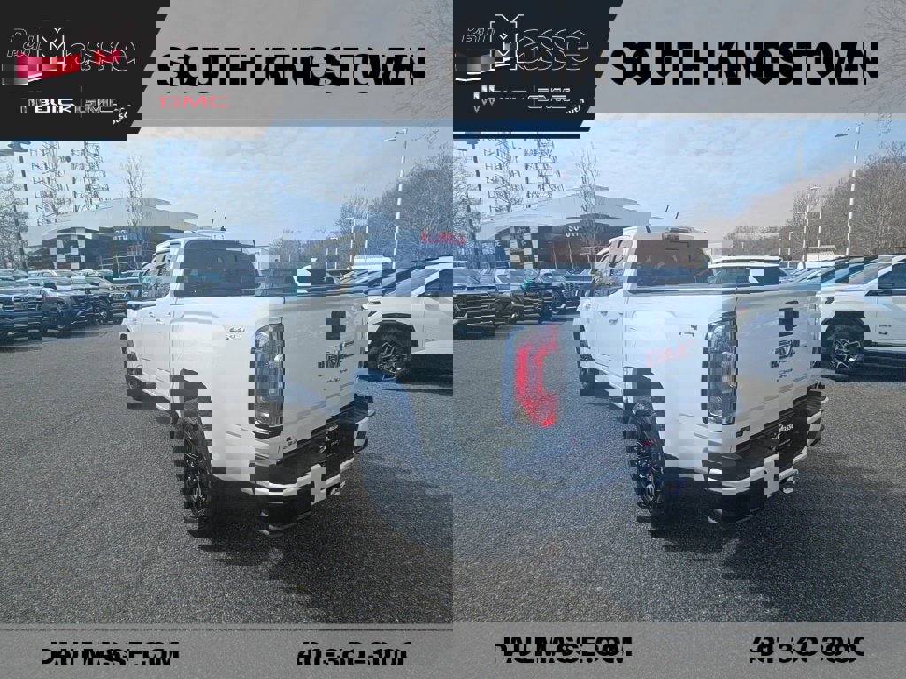 Used 2022 GMC Canyon Elevation w/ Elevation Premium Package image 3